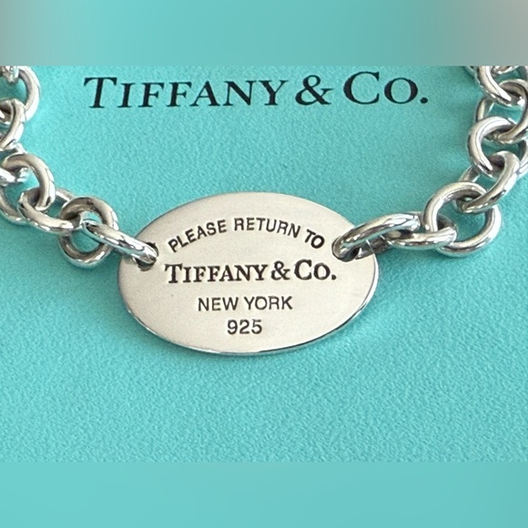 Tiffany&Co. Please Return To Oval Tag Modern Version Bracelet 7 1/4” - Picture 4 of 13